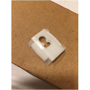 Clips lister Buick Chevrolet Caprice 1982 , 13276 , 20184550