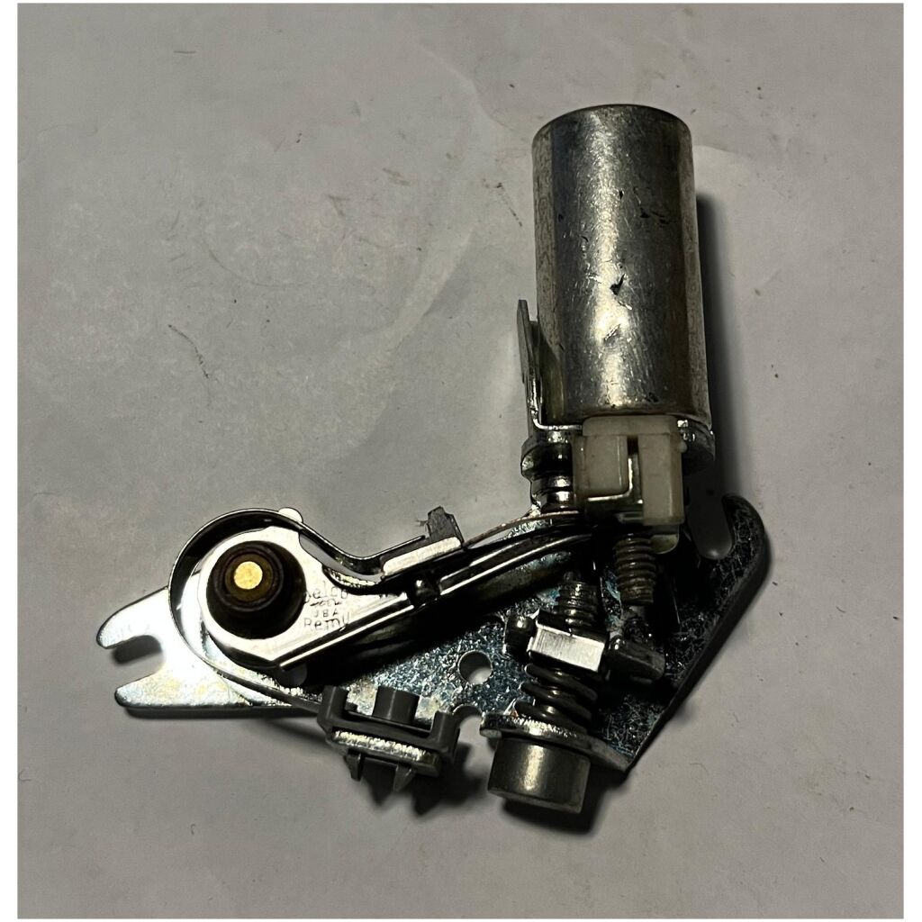 Brytare inkl kondensator Buick Chev Olds Pont Jeep 1956-74, Delco Remy D1007