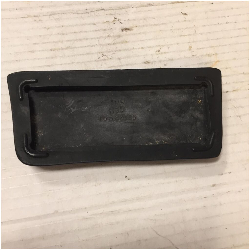 BROMSPEDALGUMMI BUICK OLDS PONTIAC CADILLAC GMC 1982-05, GM 15522095