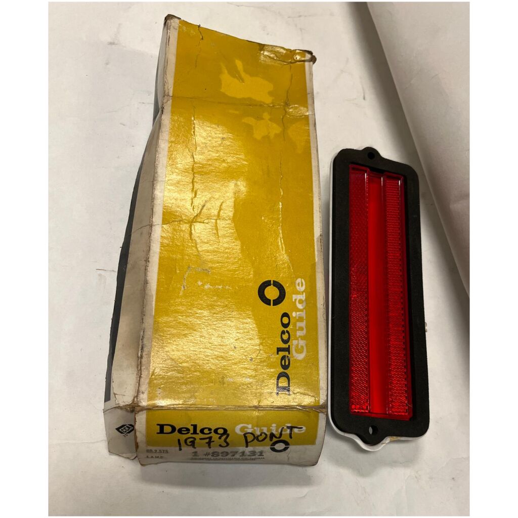 Bakljus vänster Pontiac Bonneville Catalina full size 1973 , Delco 897131 NOS