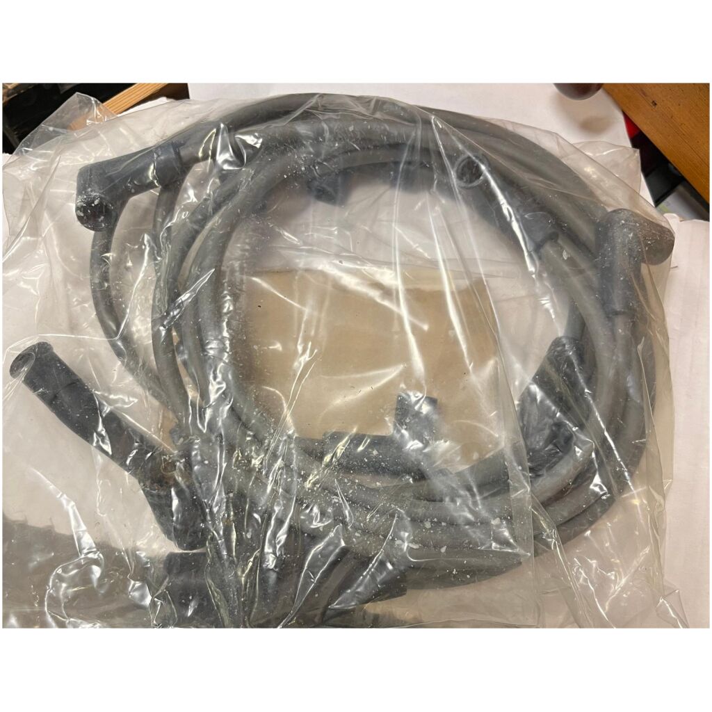 Tändkabelsats 8mm Ford Mercury Ranger 3,8L-3,9L 1982-83, Delco 12043755 606S