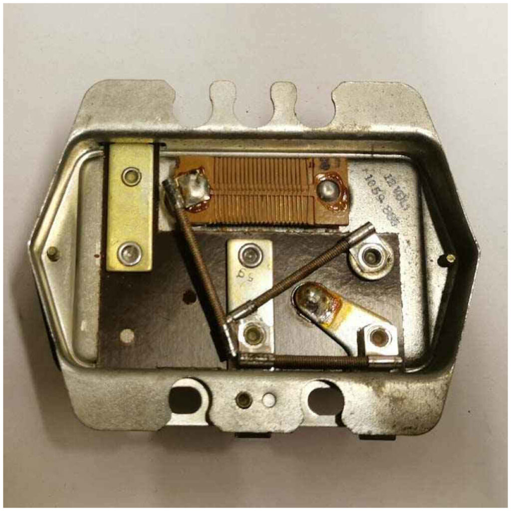 Laddningsrelä 12V 30-40amp neg,grd Chry Dodge Plym 1956-59, KEM KVR155