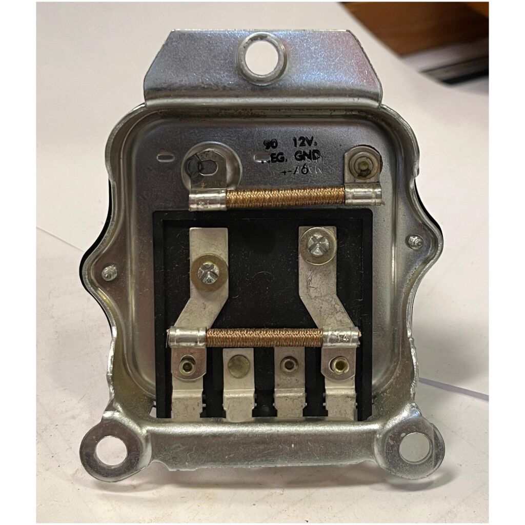 Laddningsrelä 12V neg,grd Chevrolet 1964-71, Voltage Regulator Switches VR-272