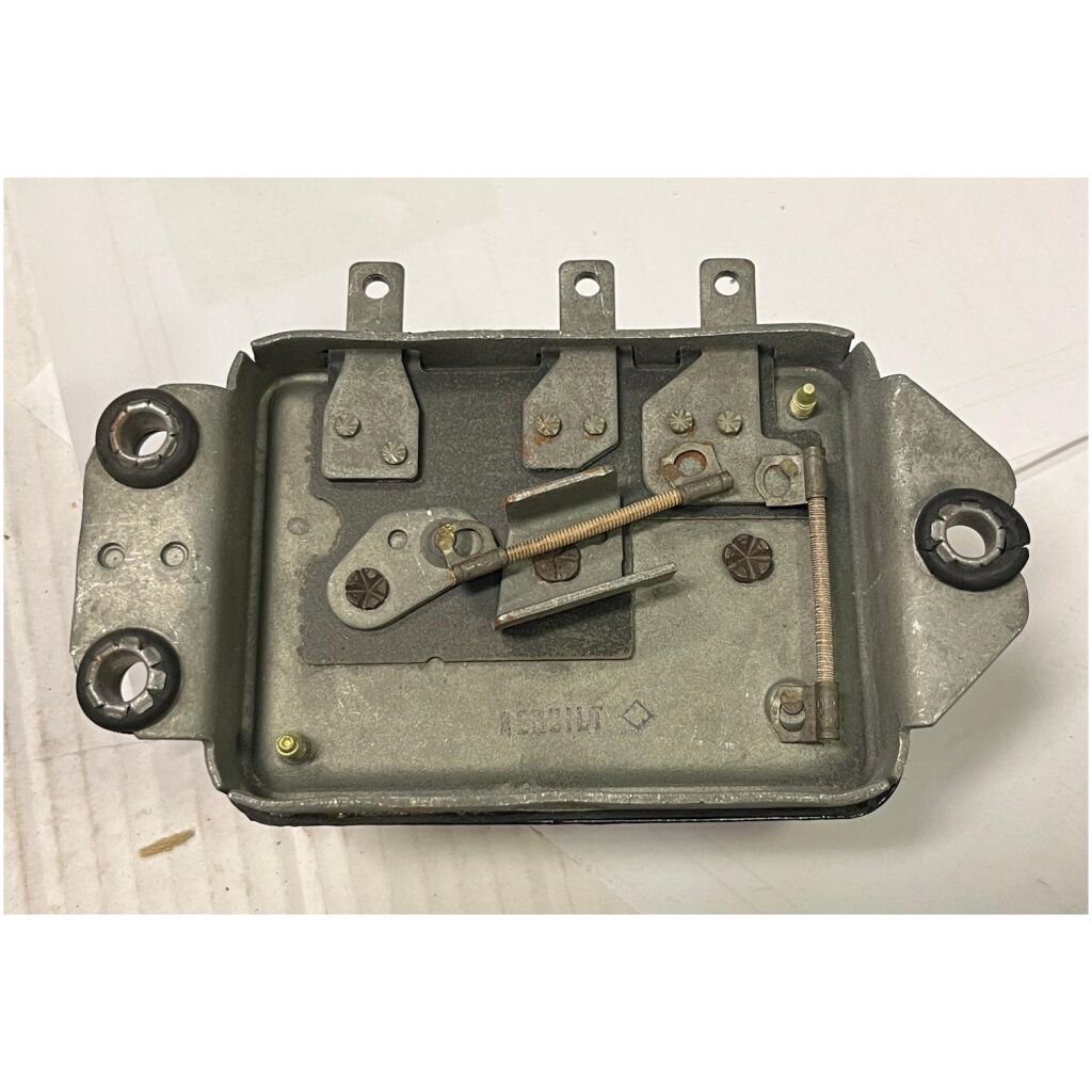 Laddningsrelä 6V neg,grd Buick Chev Olds Pont Cad 1938-56, Renov CAP 1118300 D56