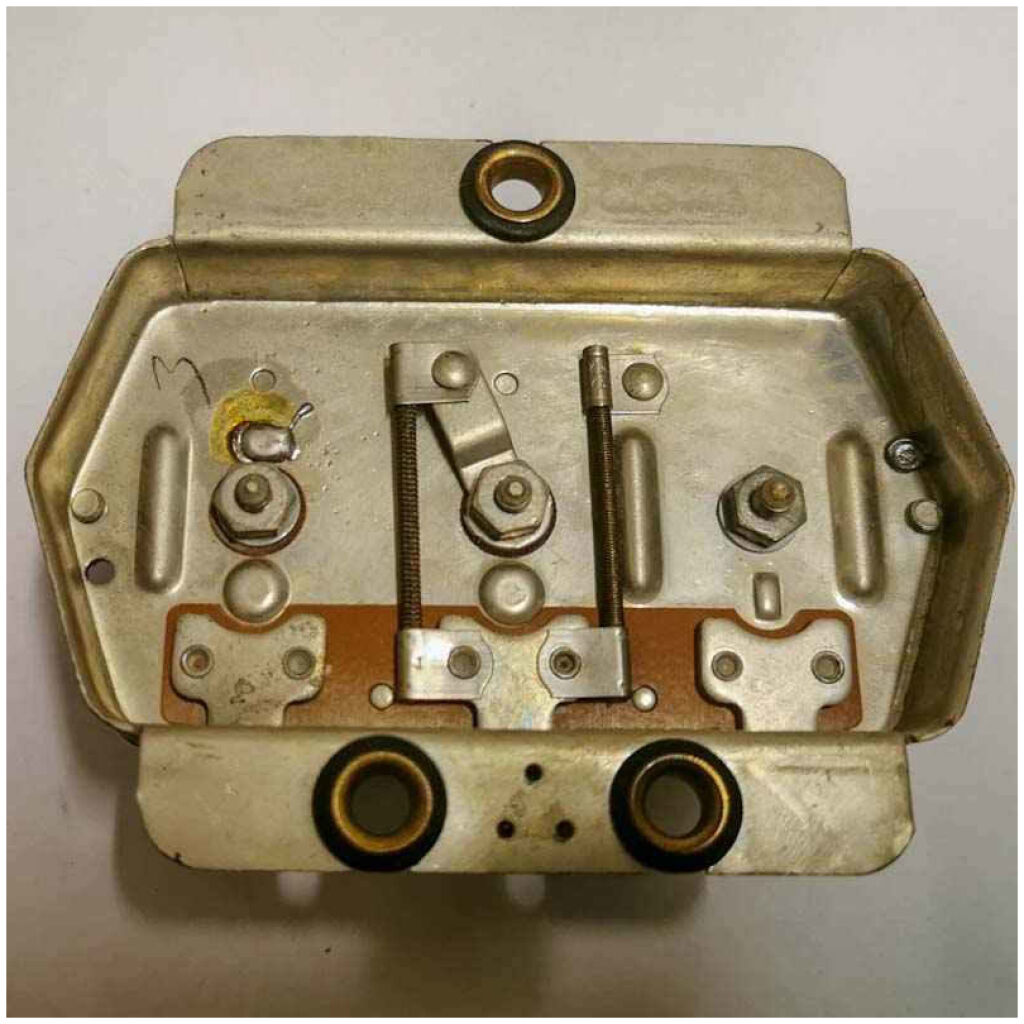 Laddningsrelä 6V 35A Crosley CD, Hotshot 1947-51, Autolite VRP4004-F