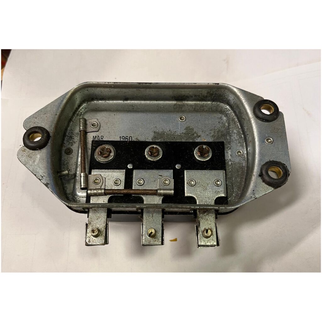 Laddningsrelä 12V 30-40Amp neg grd renoverat 1960/03 GM 1953-71, Tungsten VR-60
