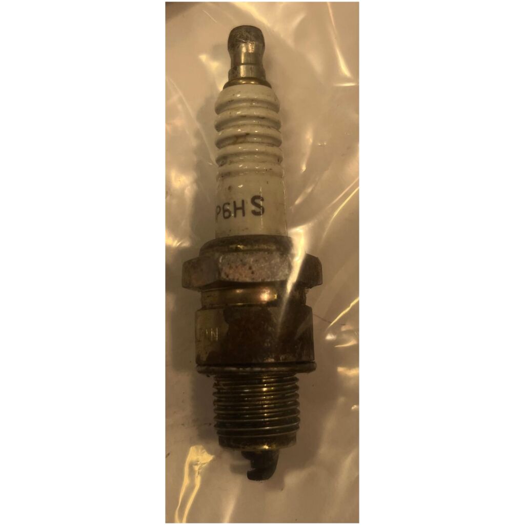 TÄNDSTIFT VOLVO TRIUMPH SAAB PORSCHE OLDS MERCEDES 1962-78, NGK BP6HS