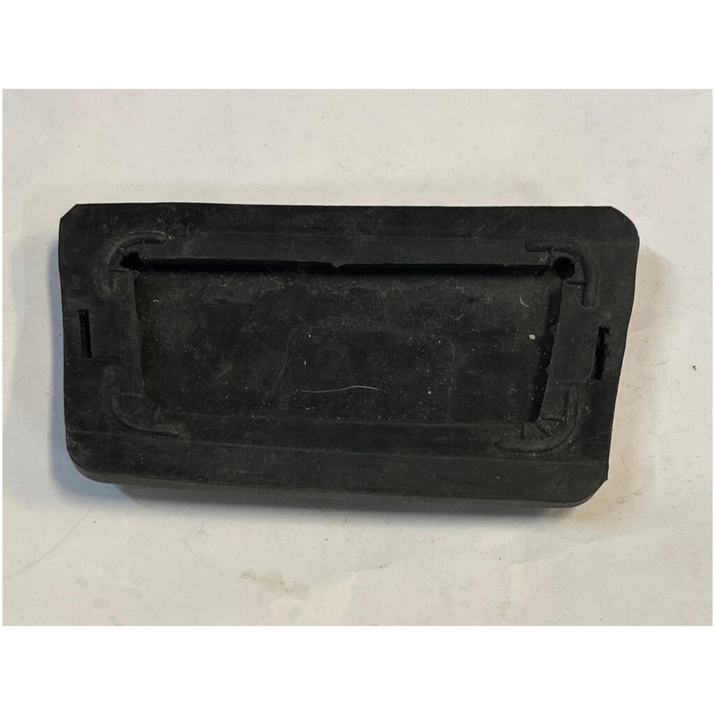 Pedalgummi broms utv.mått: 11x6cm inv. mått: 81,2x35,3mm