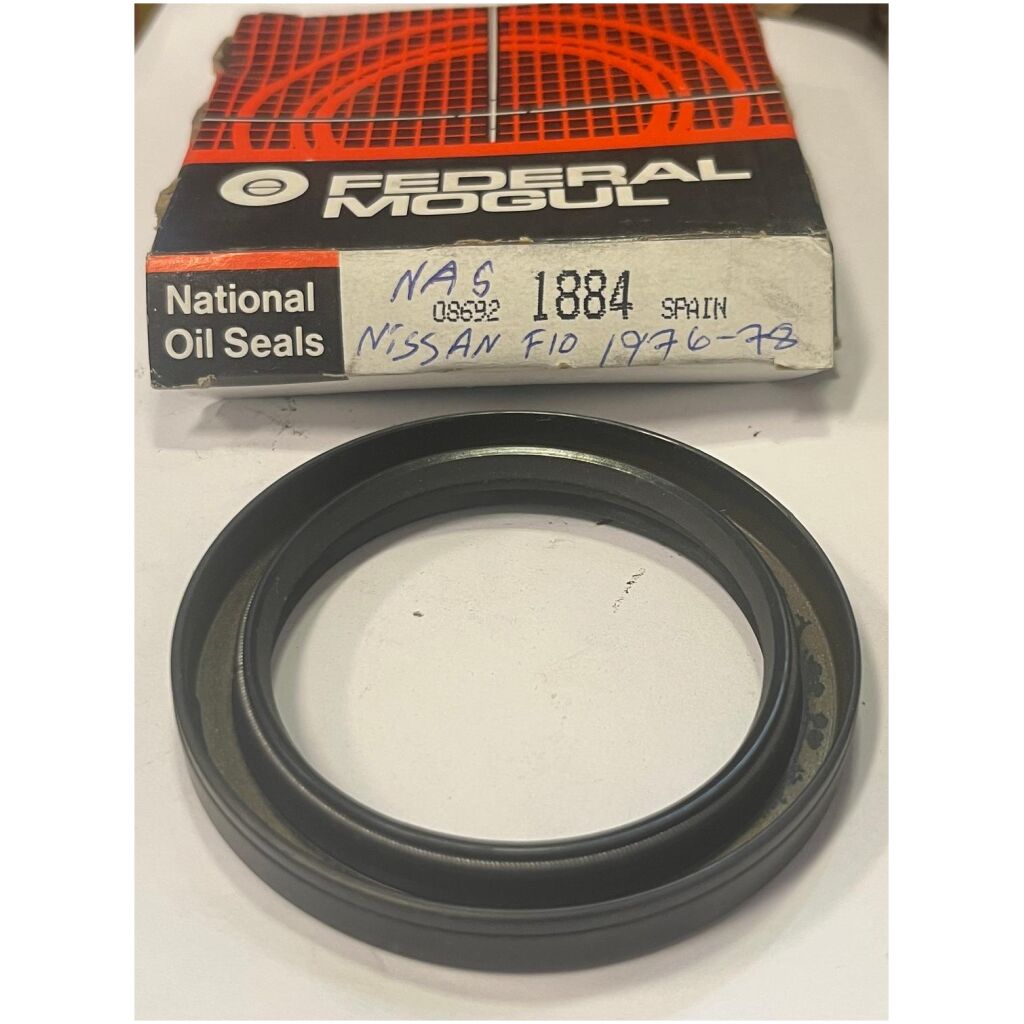 Packbox 2.670x1.990x0.310" Nissan F10 1976-78, National 1884