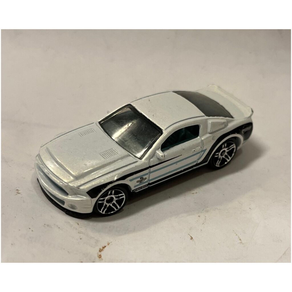 Ford GT500 Shelby Super Snake 2010 - Hot Wheels 1/64