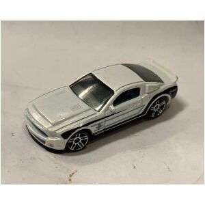 Ford GT500 Shelby Super Snake 2010 - Hot Wheels 1/64