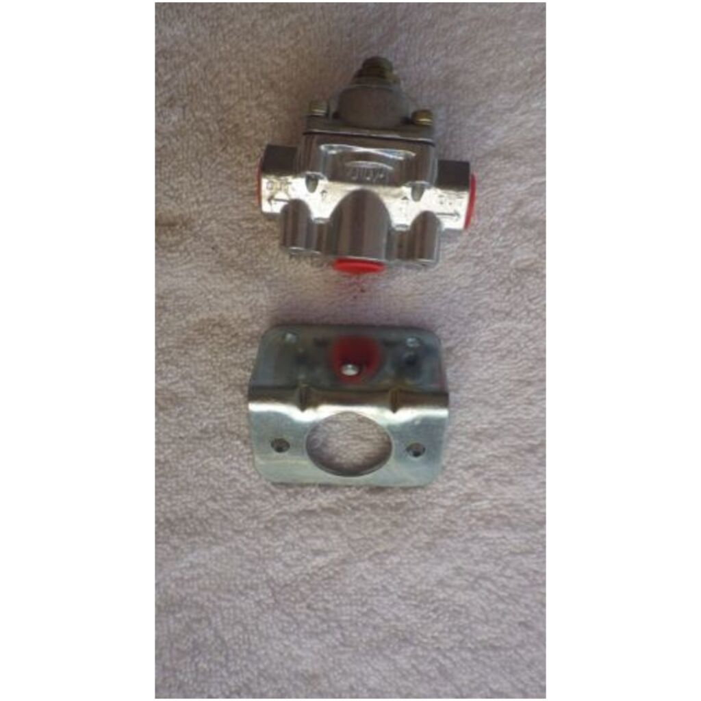 BRÄNSLETRYCKSREGULATOR 12-501 HOLLEY
