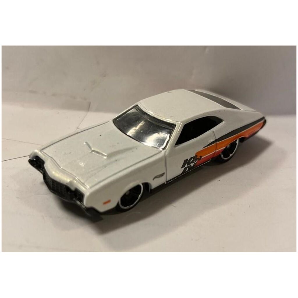 Ford Gran Torino Sport 1972 Hot Wheels 1/64