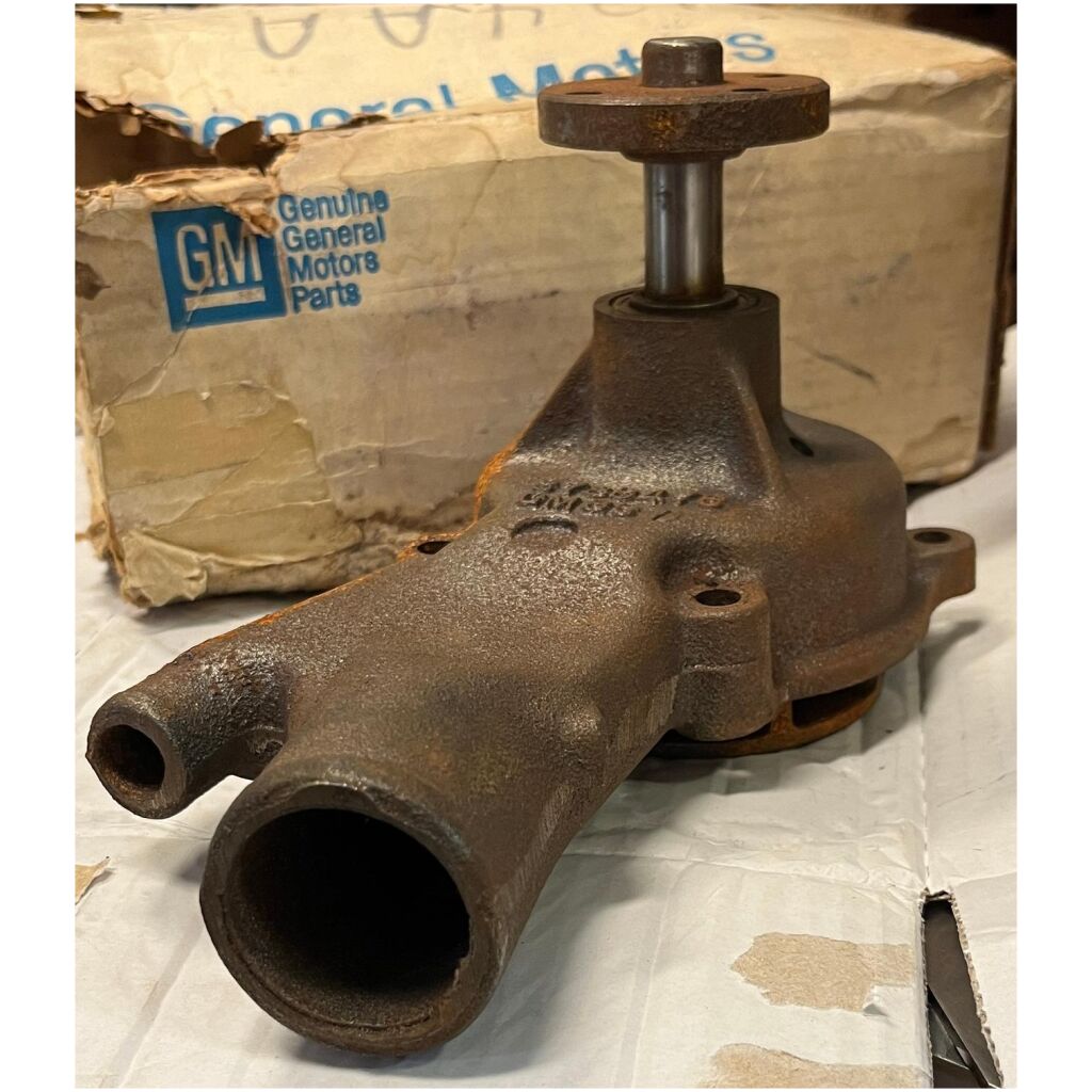 Vattenpump 230-250 GM & GMC 1962-74 , GM 3788476