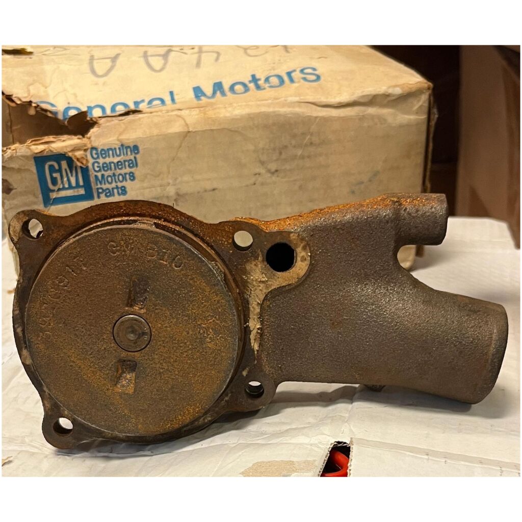 Vattenpump 230-250 GM & GMC 1962-74 , GM 3788476