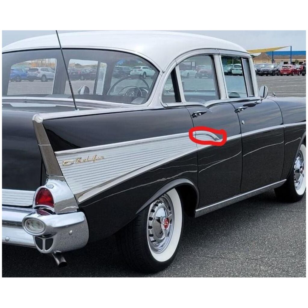 Främre del övre list bakskärm passager sida Chevrolet Bel Air 210 2dr & 4dr 1957