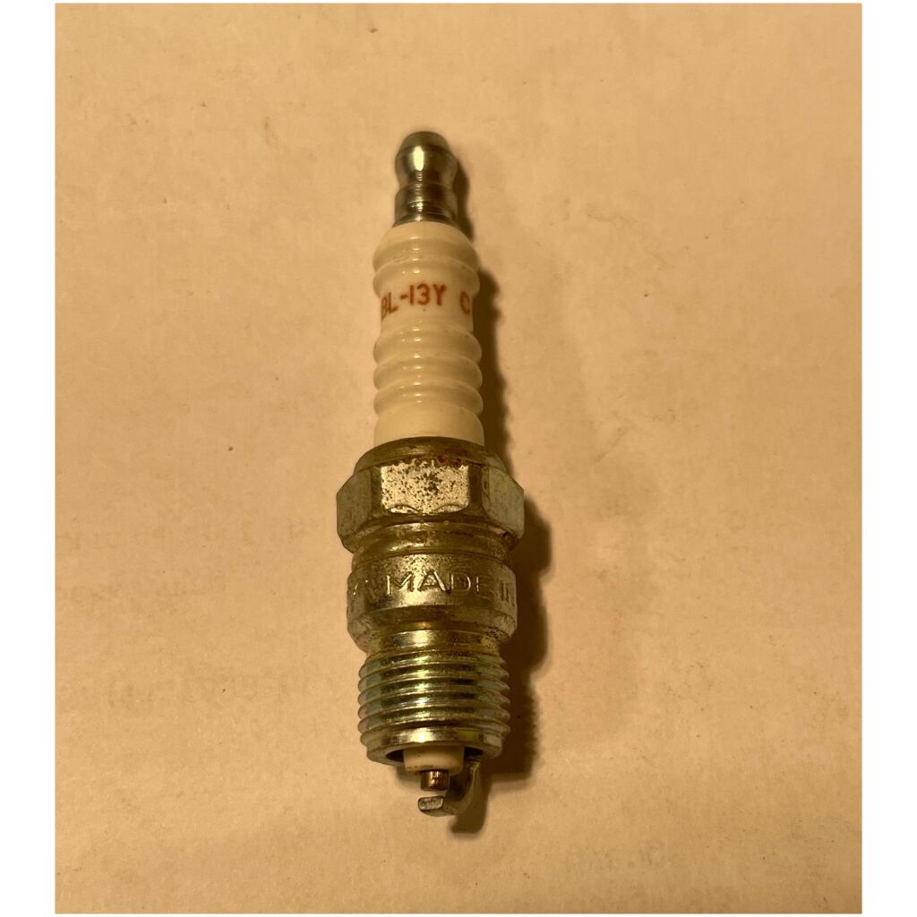 TÄNDSTIFT BUICK CHEV OLDS PONTIAC AMC FORD 1975-87, CHAMPION RBL-13Y