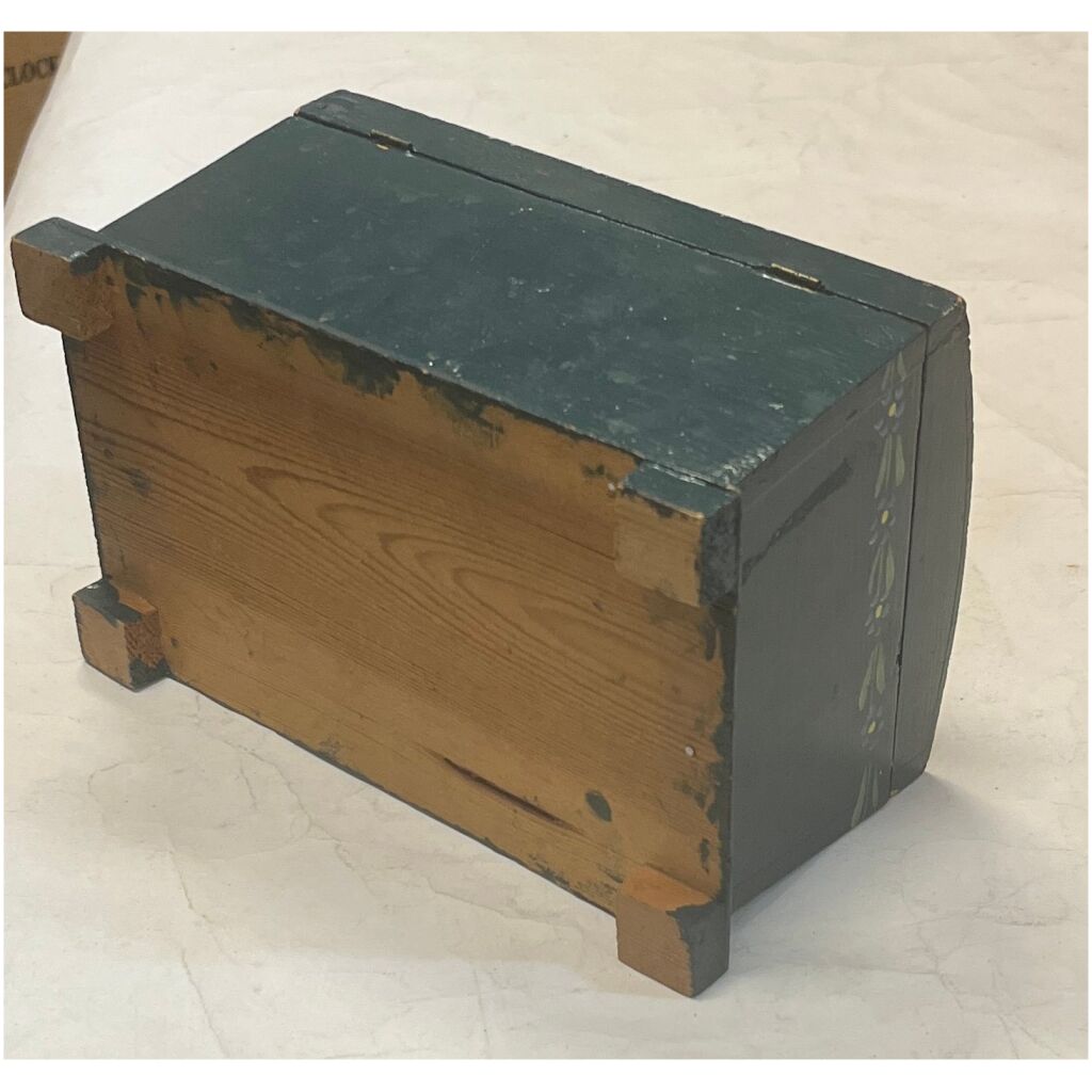 Skrin trä allmoge Saab 401 Marinen 20x10x13cm