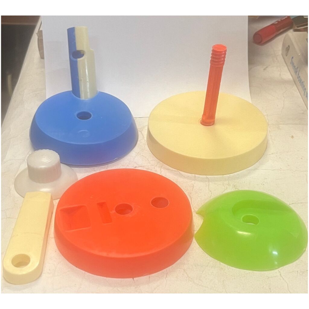 Tea-pot plastic Hong Kong tekanna plast med visselpipa med originalkartong Retro