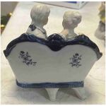 Figurin porslin kolonial handmålad i Japan 15x14x10cm