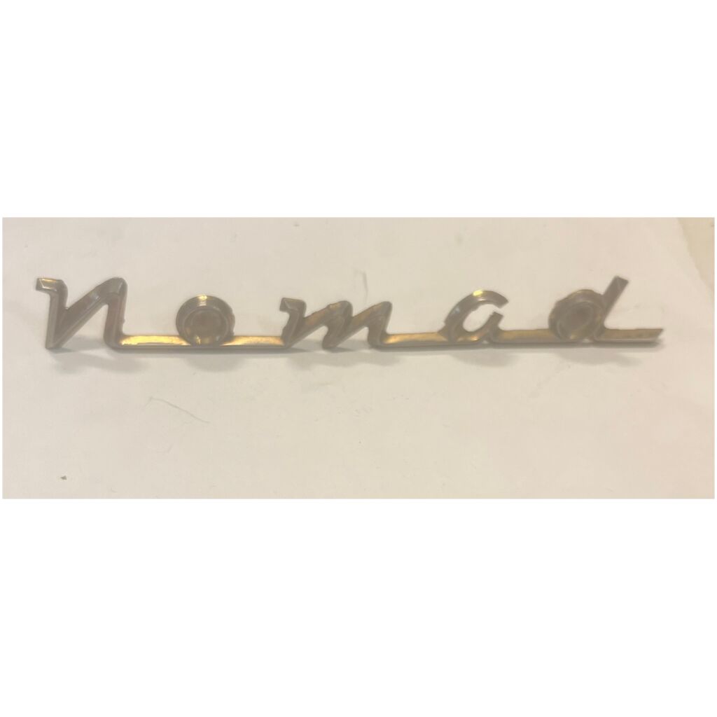 Emblem Nomad baklucka Chevrolet Nomad 1955-1957 GM 3716749 begagnad