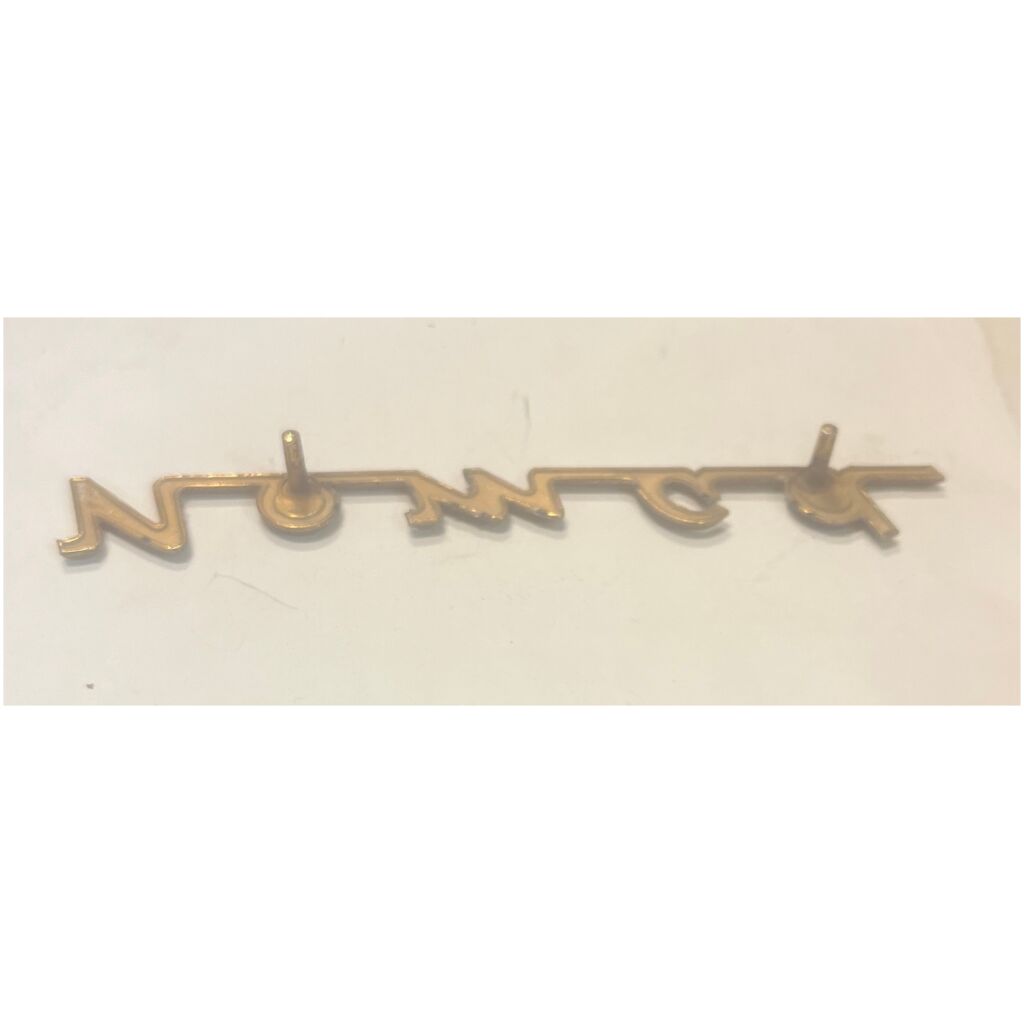 Emblem Nomad baklucka Chevrolet Nomad 1955-1957 GM 3716749 begagnad