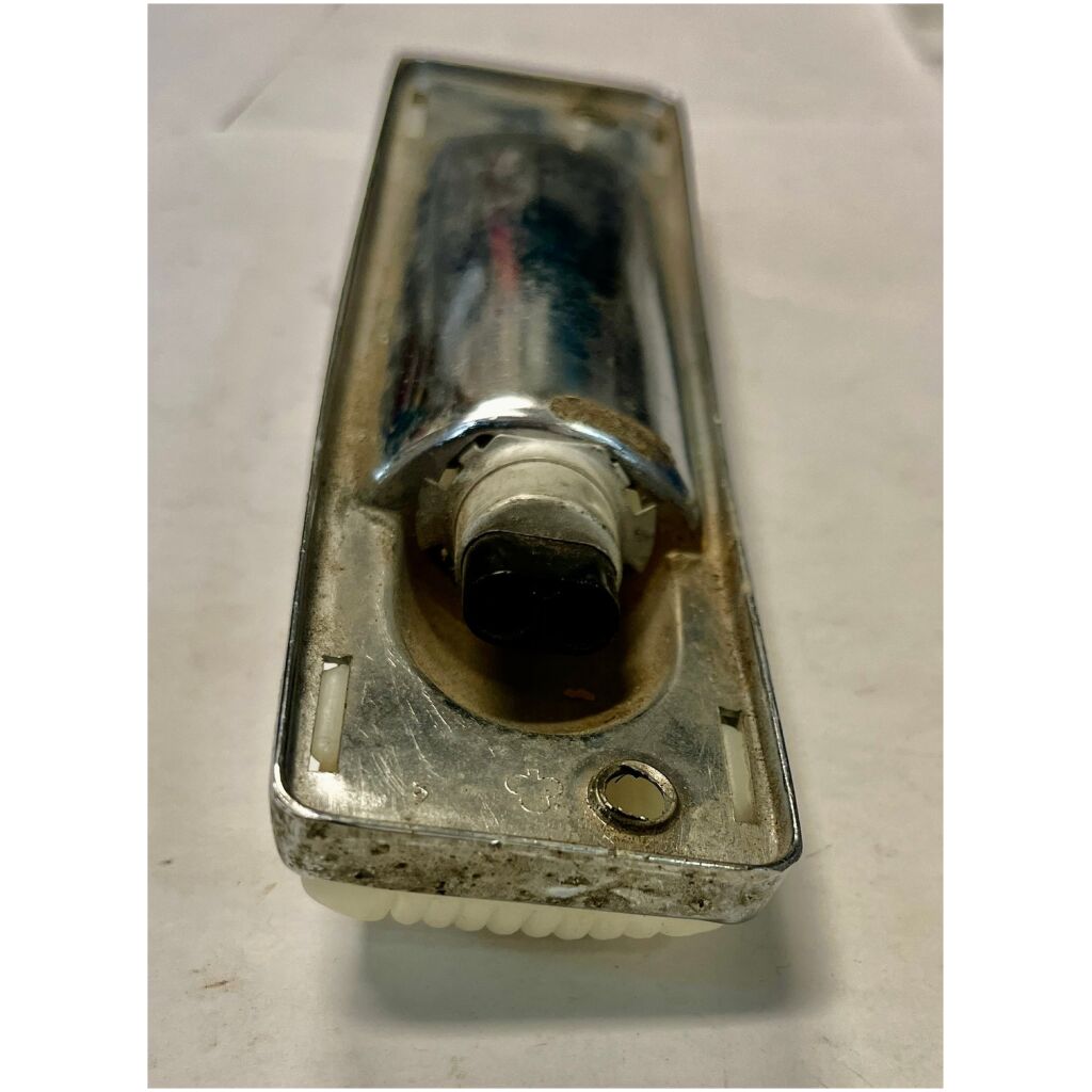 Innerbelysning GM 1958-1973 13,5cm lång begagnad