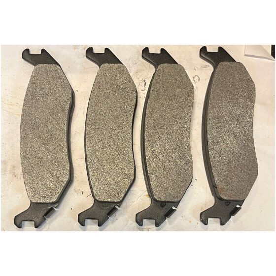 Bromsbelägg front Dodge Durango & Ram 1500 2002-2006 RAYBESTOS PD898M