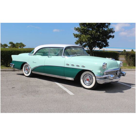 ​List i grillen ​NOS PASSAR 1956 Buick Special och Century