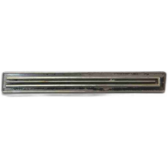Framskärmsemblen höger nedre Buick Skylark 1968 , OEM 1382602