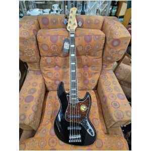 Marcus Miller V7 alder 5 BK 2ND GEN - USED
