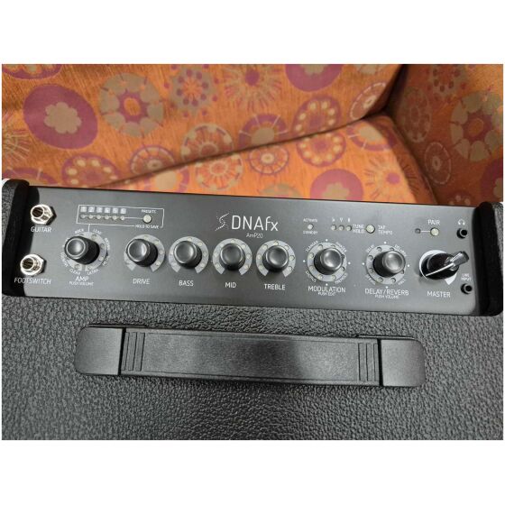 Harley Benton DNAFX AmP20 gitarrförstärkare