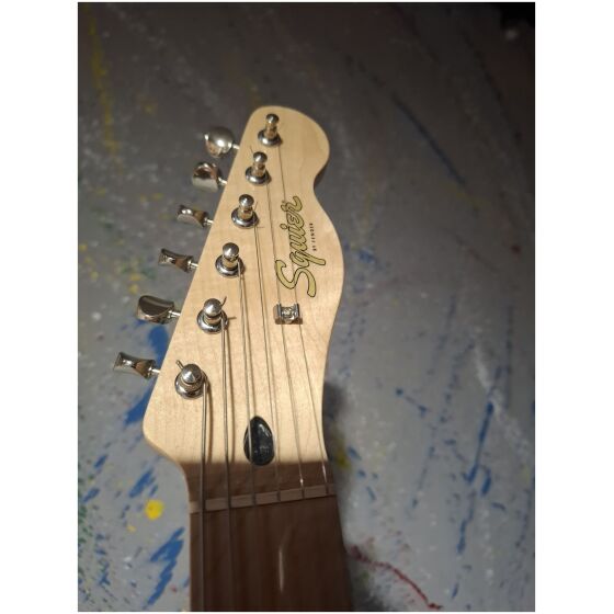 Partscaster - Harley Benton med Squier hals