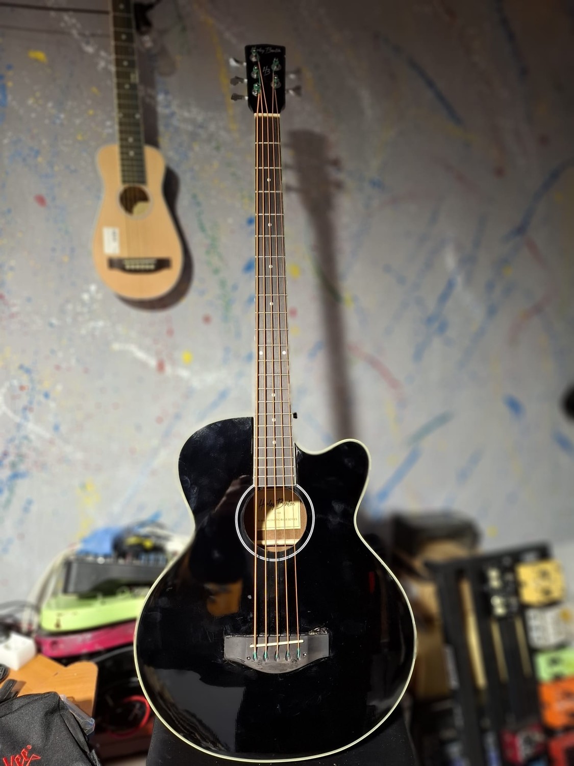 Harley Benton B-35BK Acoustisk bas