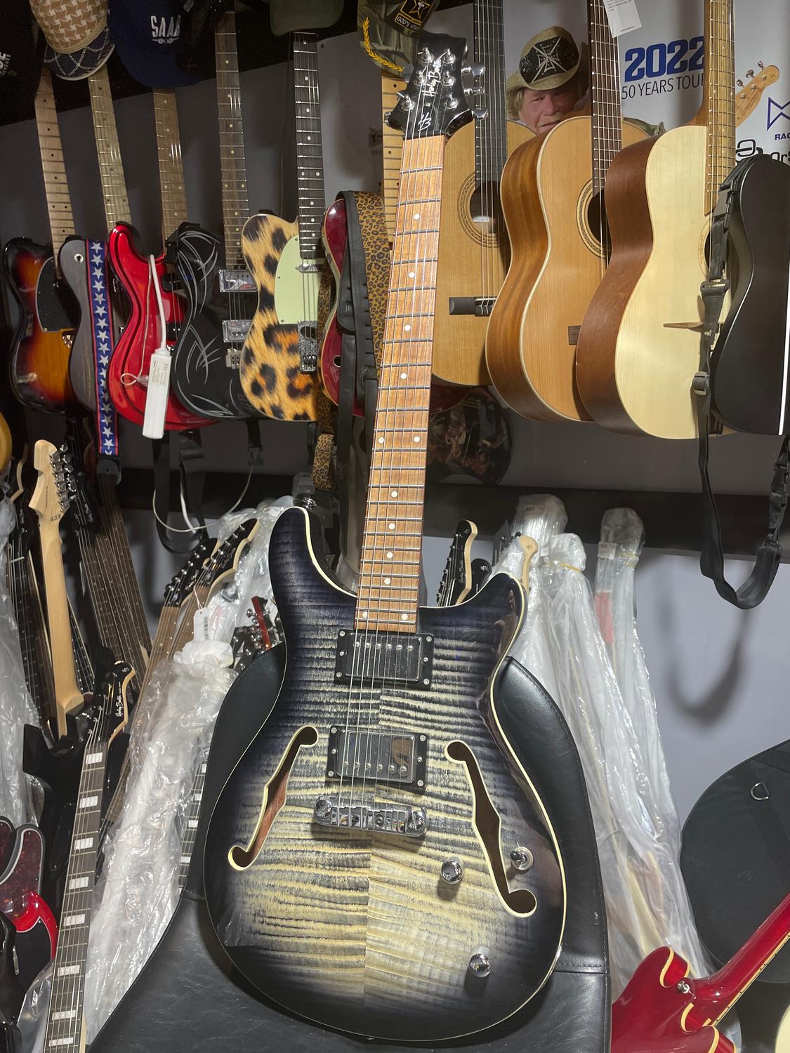 Harley Benton CST-25 Charcoal burst