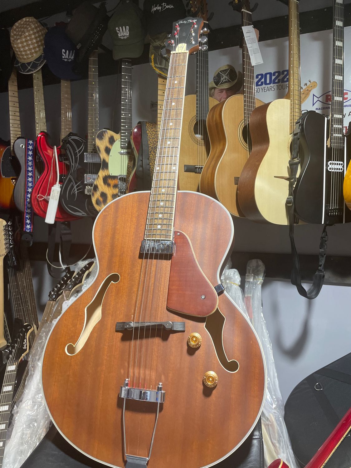 Harley Benton Custom Line Manhattan