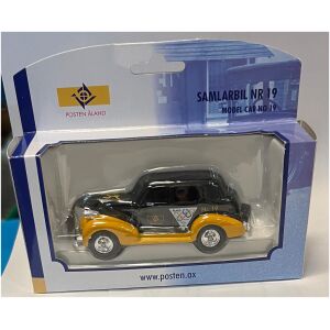 Ålands Posten bil nr 19 2008 Chevrolet car 1939 skala 1:45 Lledo / Corgi