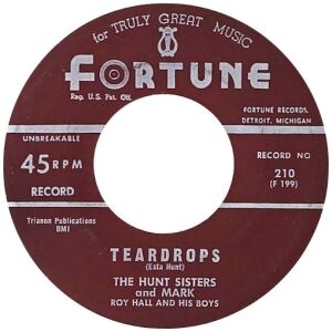 The Hunt Sisters And Mark (229) - Teardrops / Elvis Is Rocking Again (7)