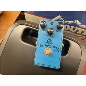 Tiny Pedals Made in Sweden - The Holy Blue fuzz