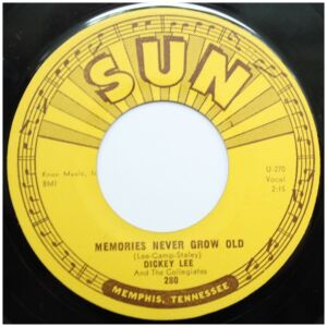 Dickey Lee And The Collegiates (3) - Memories Never Grow Old / Good Lovin (7, Single)