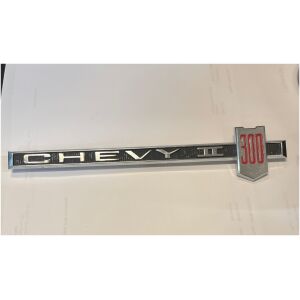 Emblem höger bakskärm Chevrolet Chevy II 300 1962-1965 , GM 4857469
