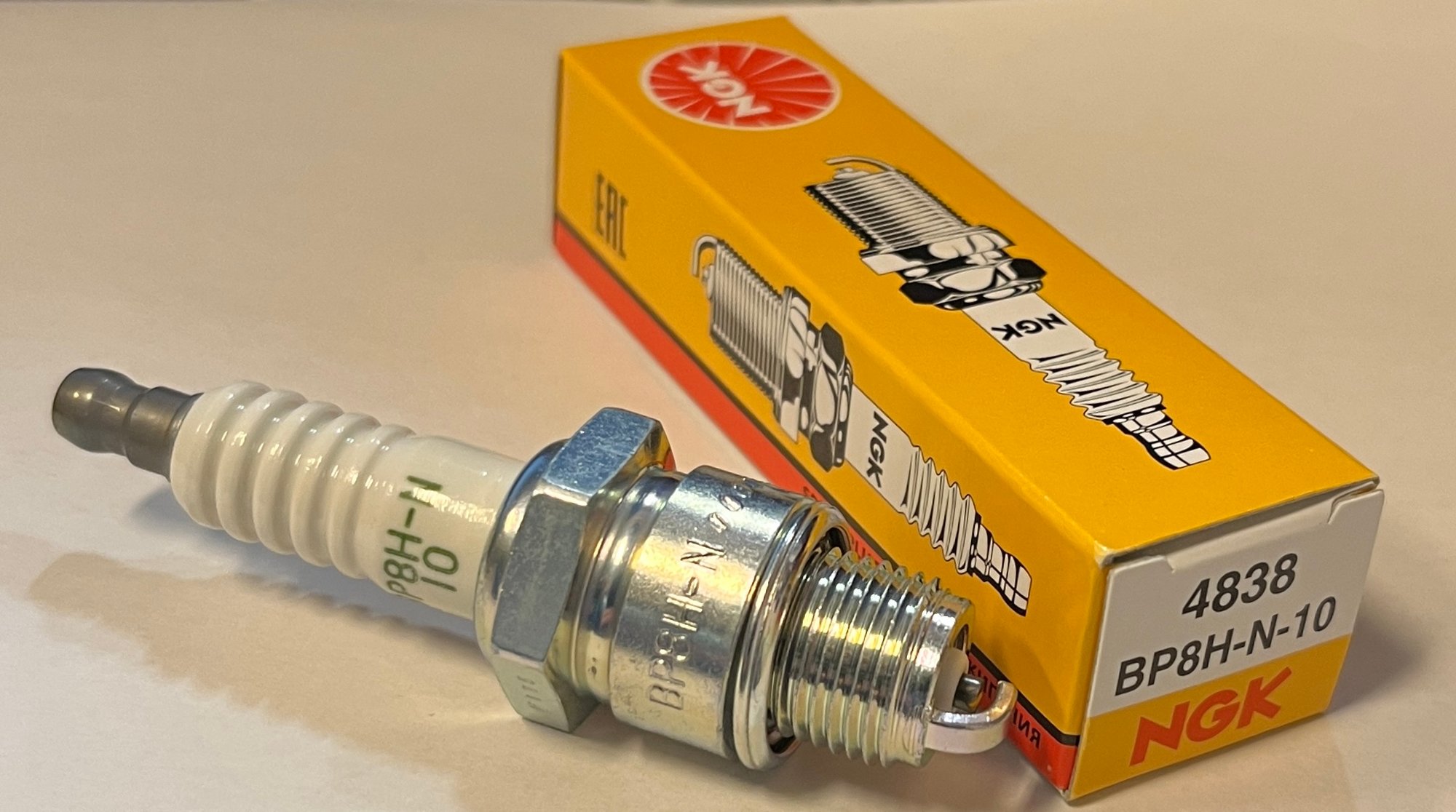 TÄNDSTIFT NGK BP8H-N-10