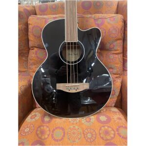 Harley Benton B30 fretless ”projekt”