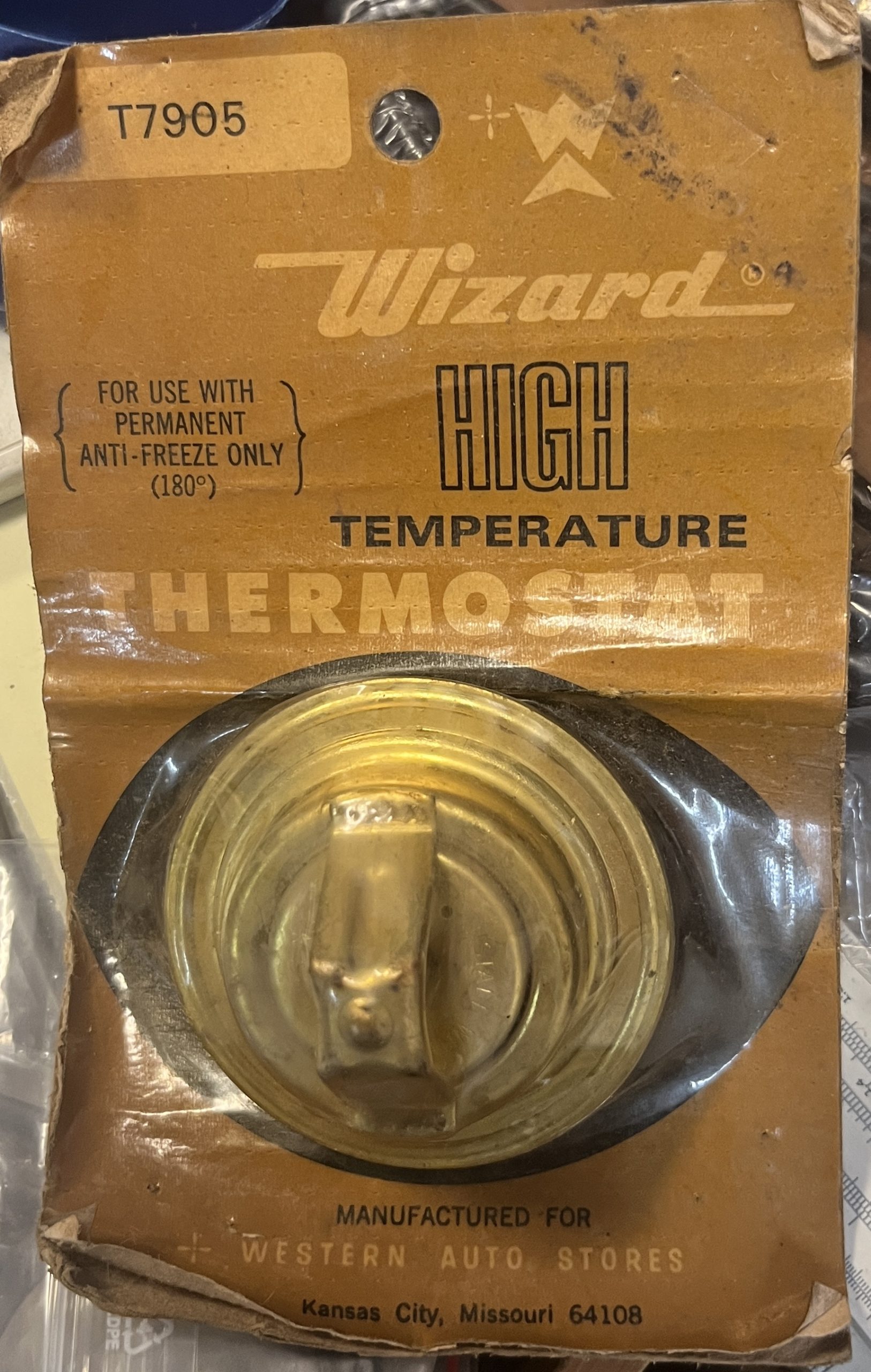 Termostat 180°F / 82°C 63,25 mm Wizard T7905 Ford 1954–1959