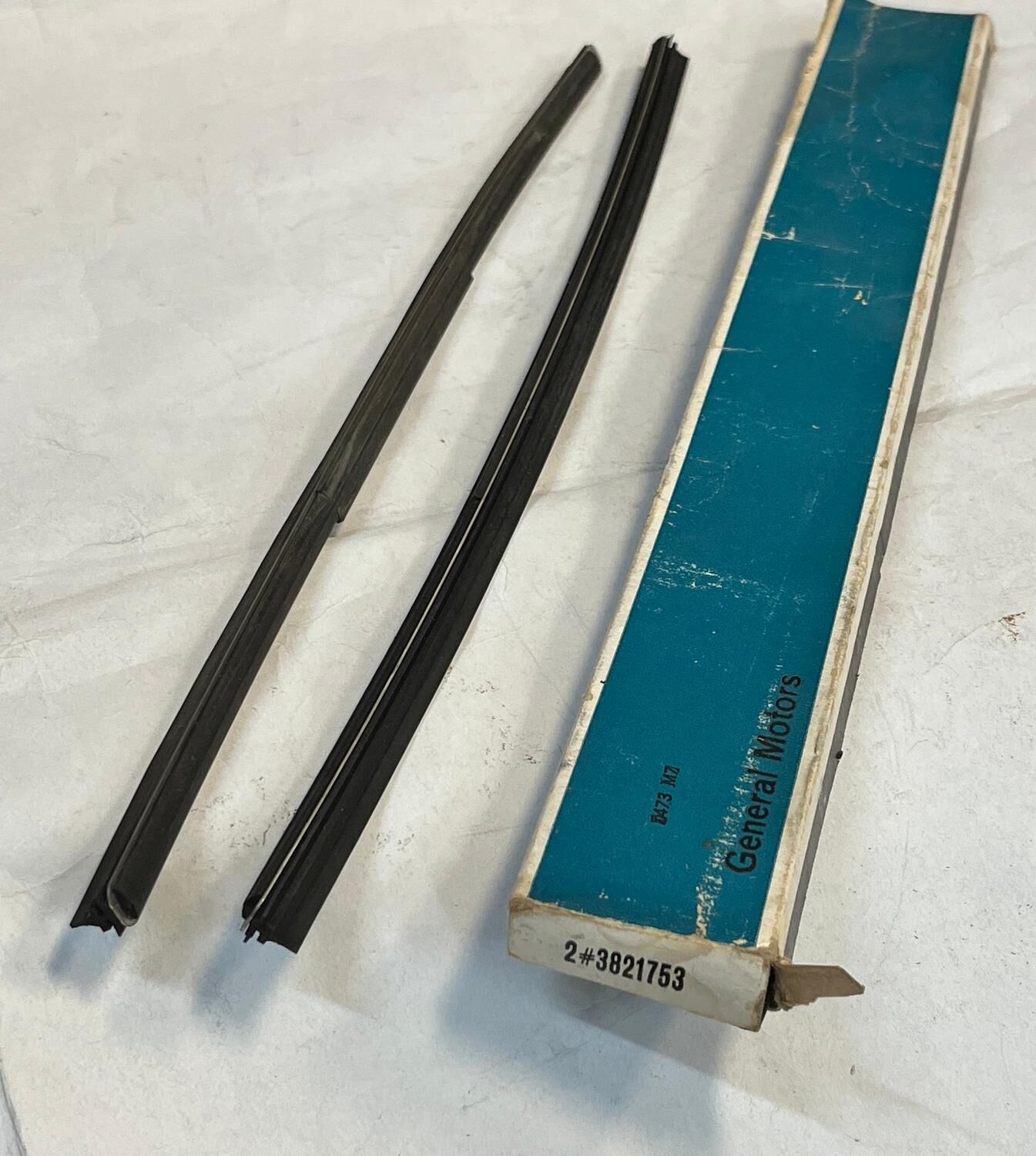 Torkarblad 1-par 1959-1966 Corvette Chevelle Impala NOS 15" 5/32" GM 3821753 NOS