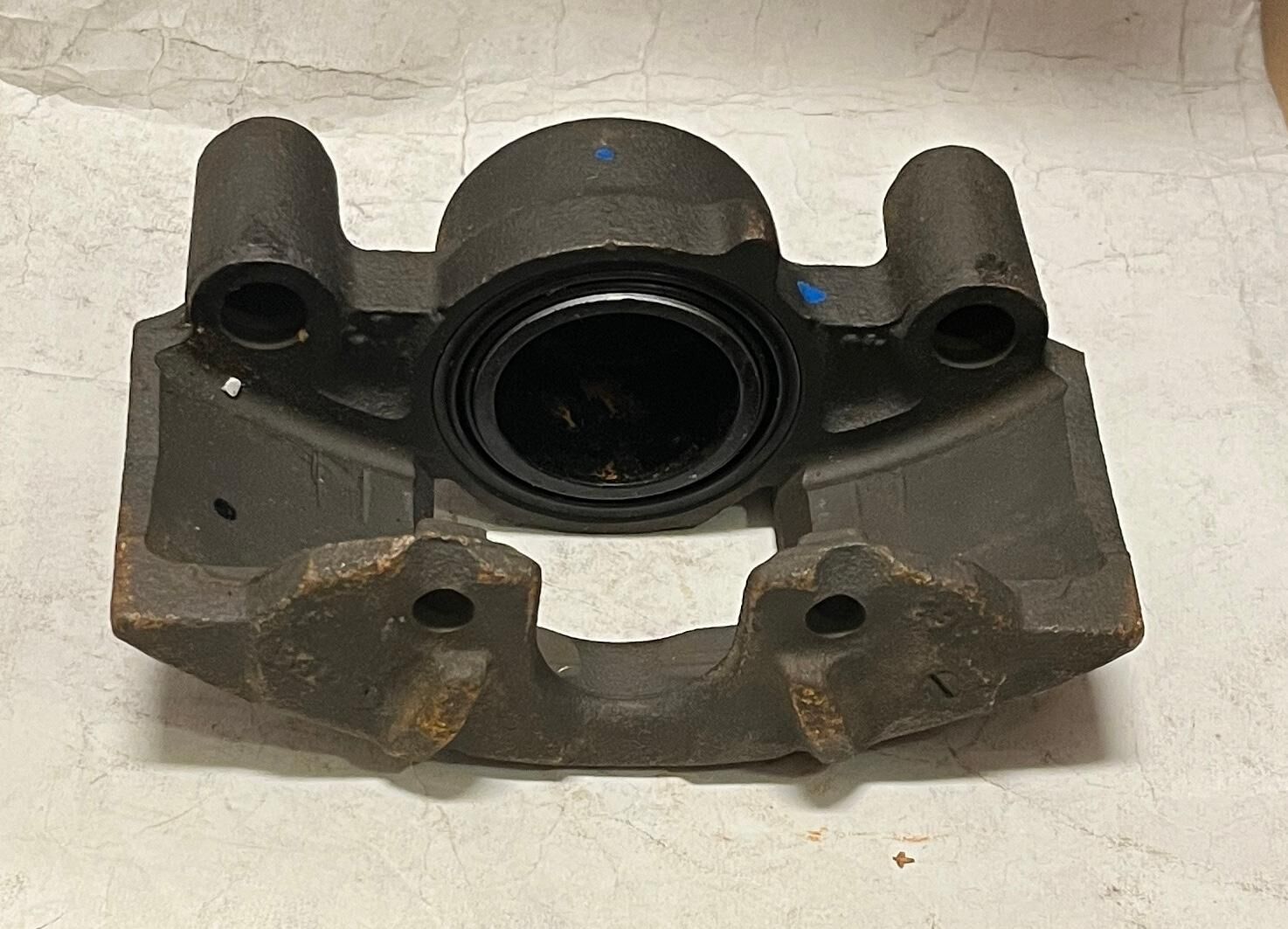 Bromsok höger fram Buick Cad Chev Olds Pont 1983-90, Bendix R55304