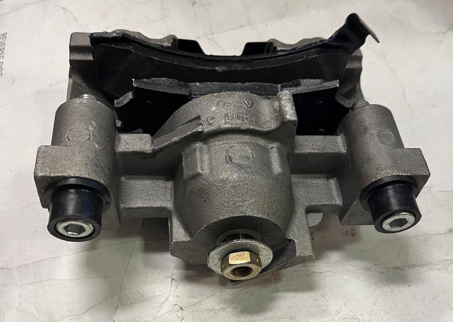 Bromsok vänster bak Pontiac Fiero 1984-87, Bendix L55379M