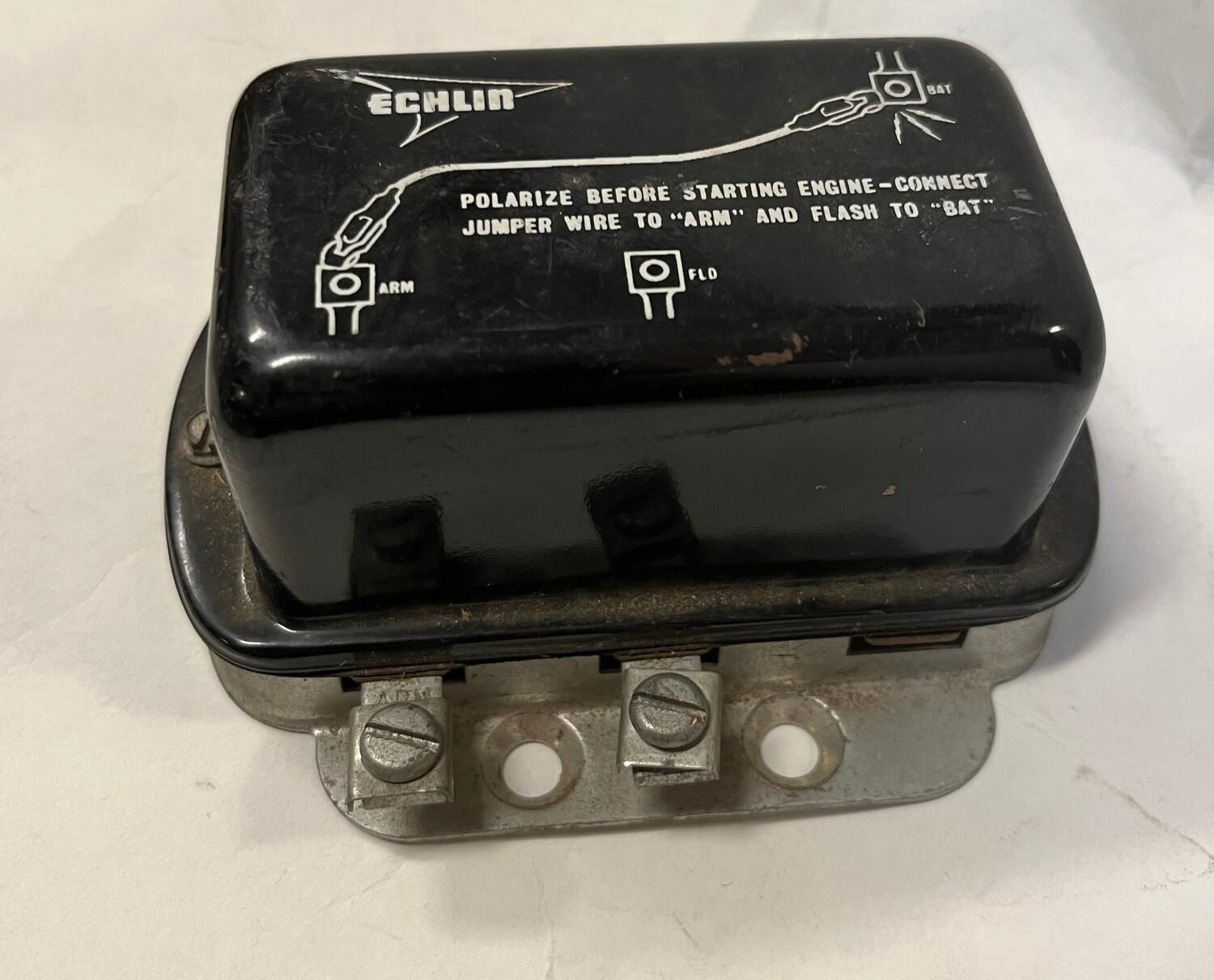 Laddningsrelä 12V pos/neg grd 27-31Amp Studebaker 1961, Echlin VR25
