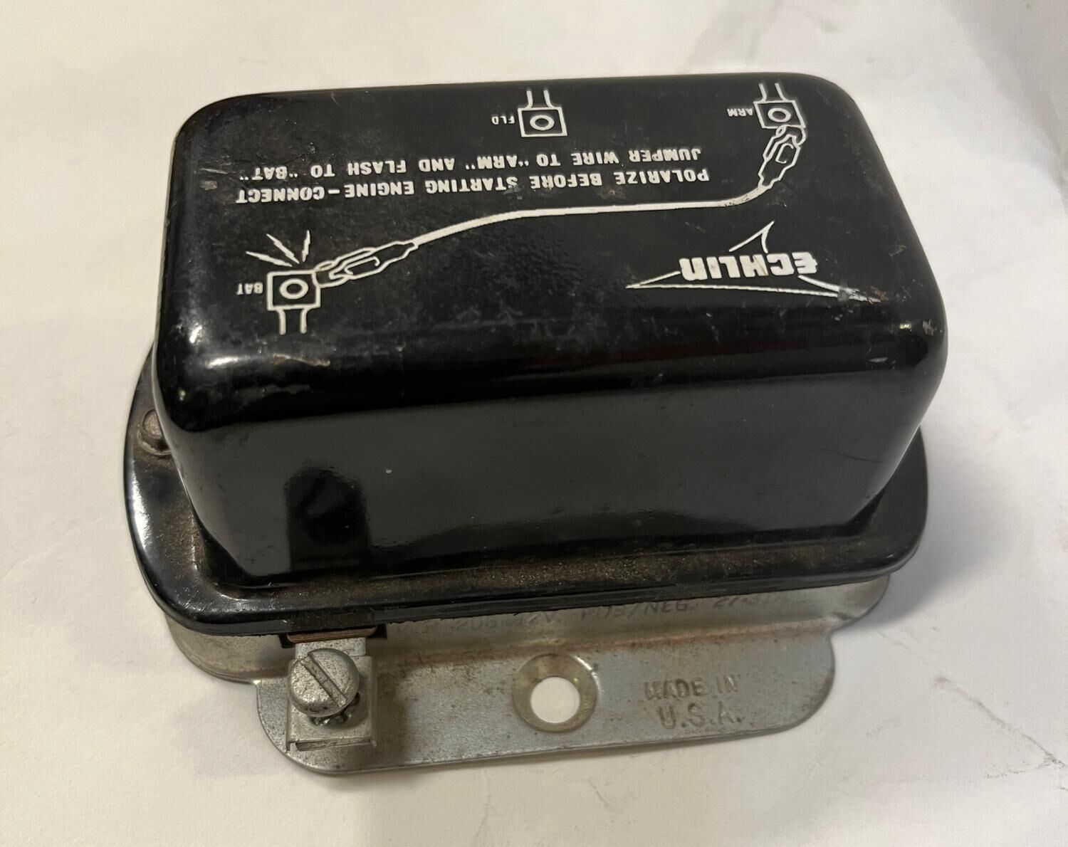 Laddningsrelä 12V pos/neg grd 27-31Amp Studebaker 1961, Echlin VR25 - Bild 3
