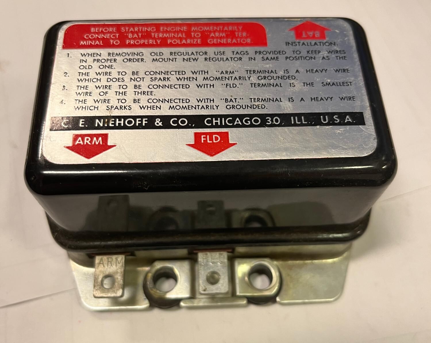 Laddningsrelä 6V 42-50A pos,grd Chry Dod Jeep Plym Nash 1948-71, AL-156